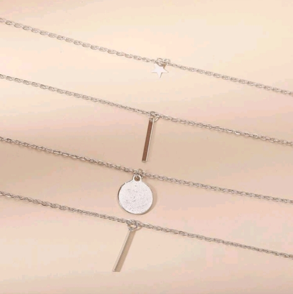 ⚡️FLASH SALE🔹️Minimalist Charmed Layerd Necklace - Picture 3 of 5